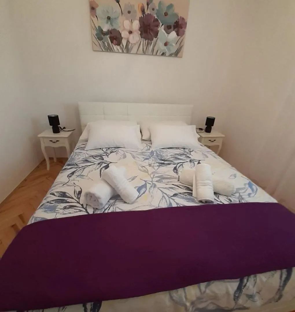 Holiday Home Branka - 80 M From Beach 维尔